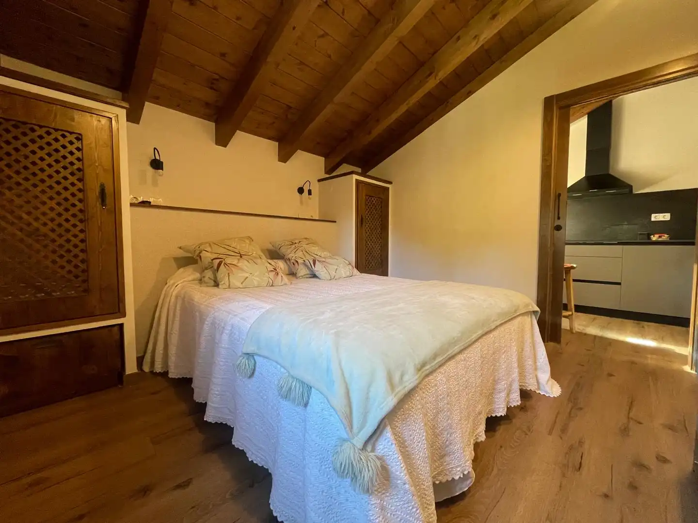 Habitación de Finca rústica en venta en Lekeitio con Aire acondicionado, Jardín privado y Parquet