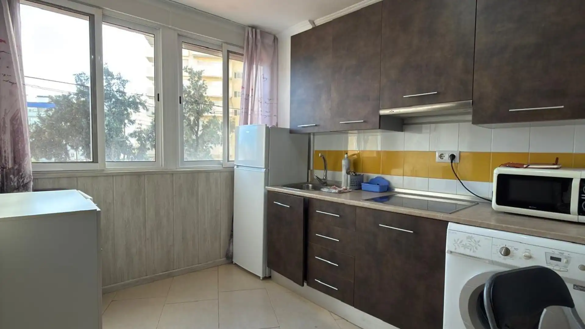 Cocina de Estudio en venta en Benalmádena con Aire acondicionado y Piscina comunitaria