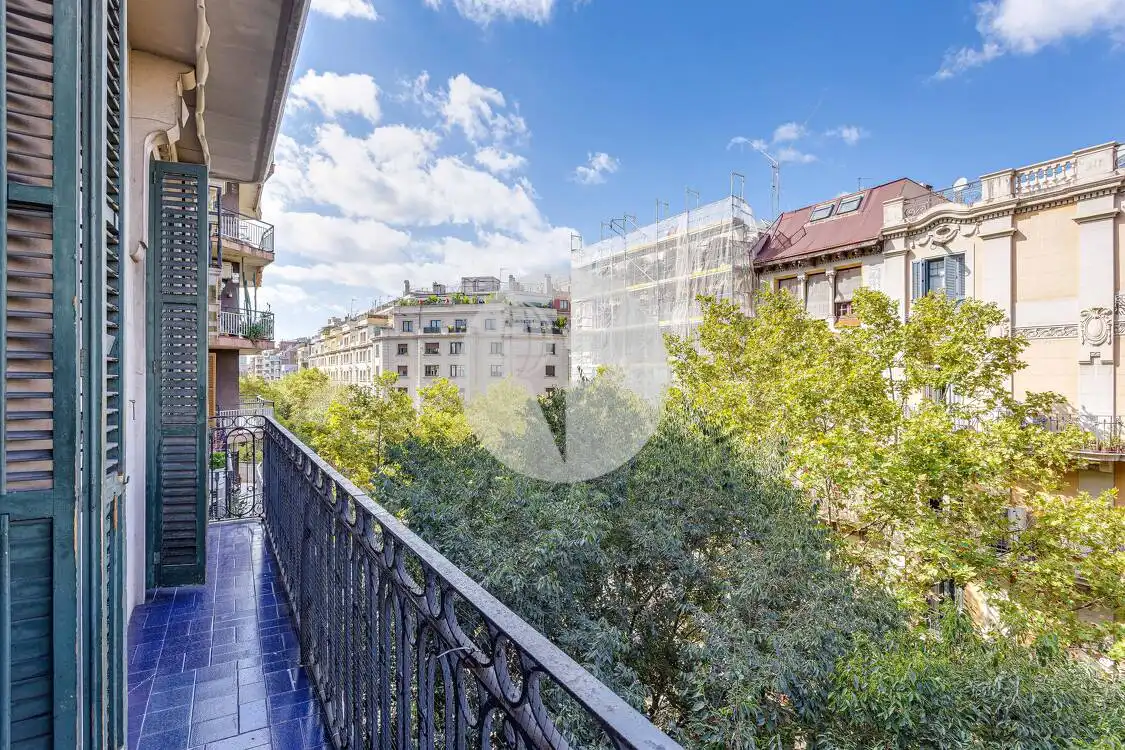 Appartamento con terrazza in vendita a Eixample, imagen 4