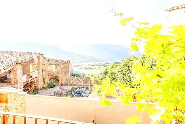 Casa o chalet en venta en Major; Guardia De Tremp, Castell de Mur