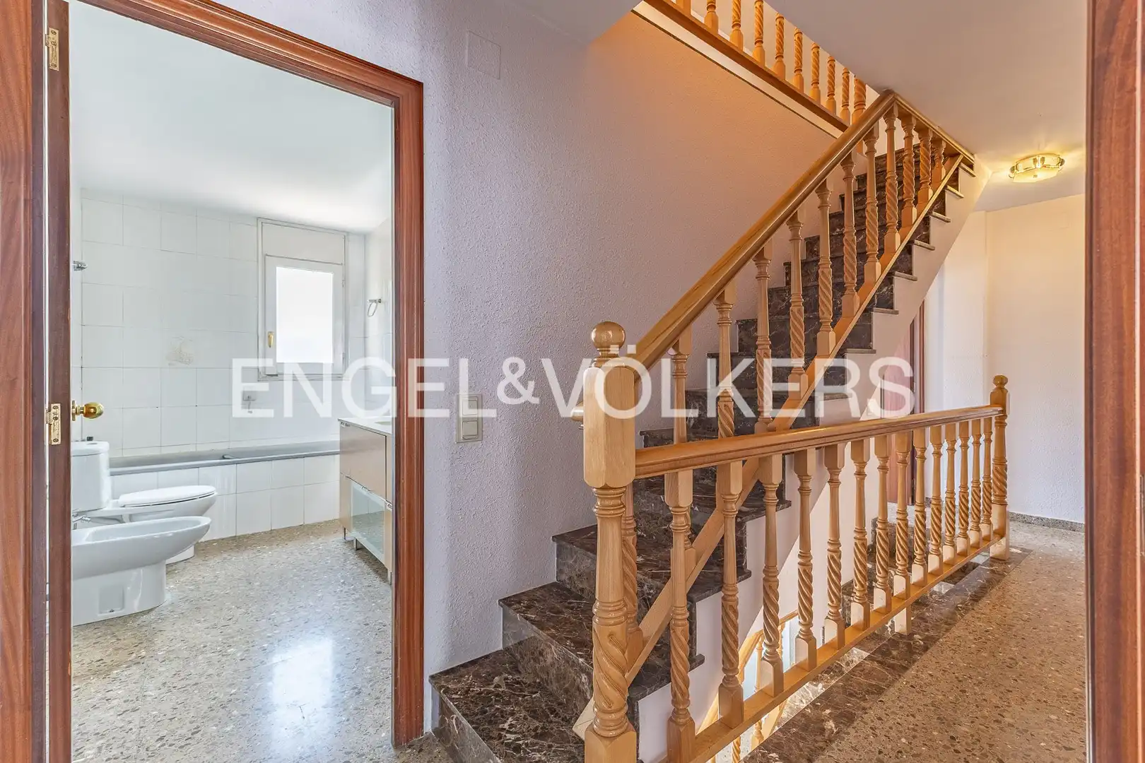 Casa adosada en venta en Ripollet con Calefacción, Jardín privado y Terraza