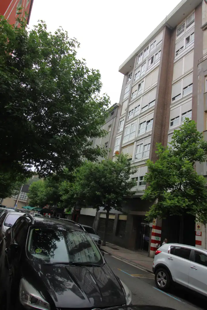 Vista exterior de Pis en venda en Santander amb Calefacció i Moblat