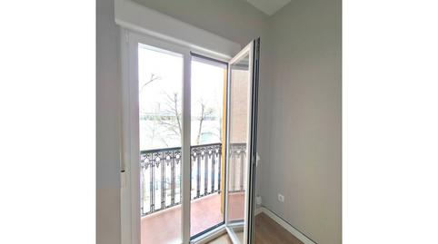 Photo 5 of Flat for rent in Calle Linneo, Imperial,  Madrid Capital