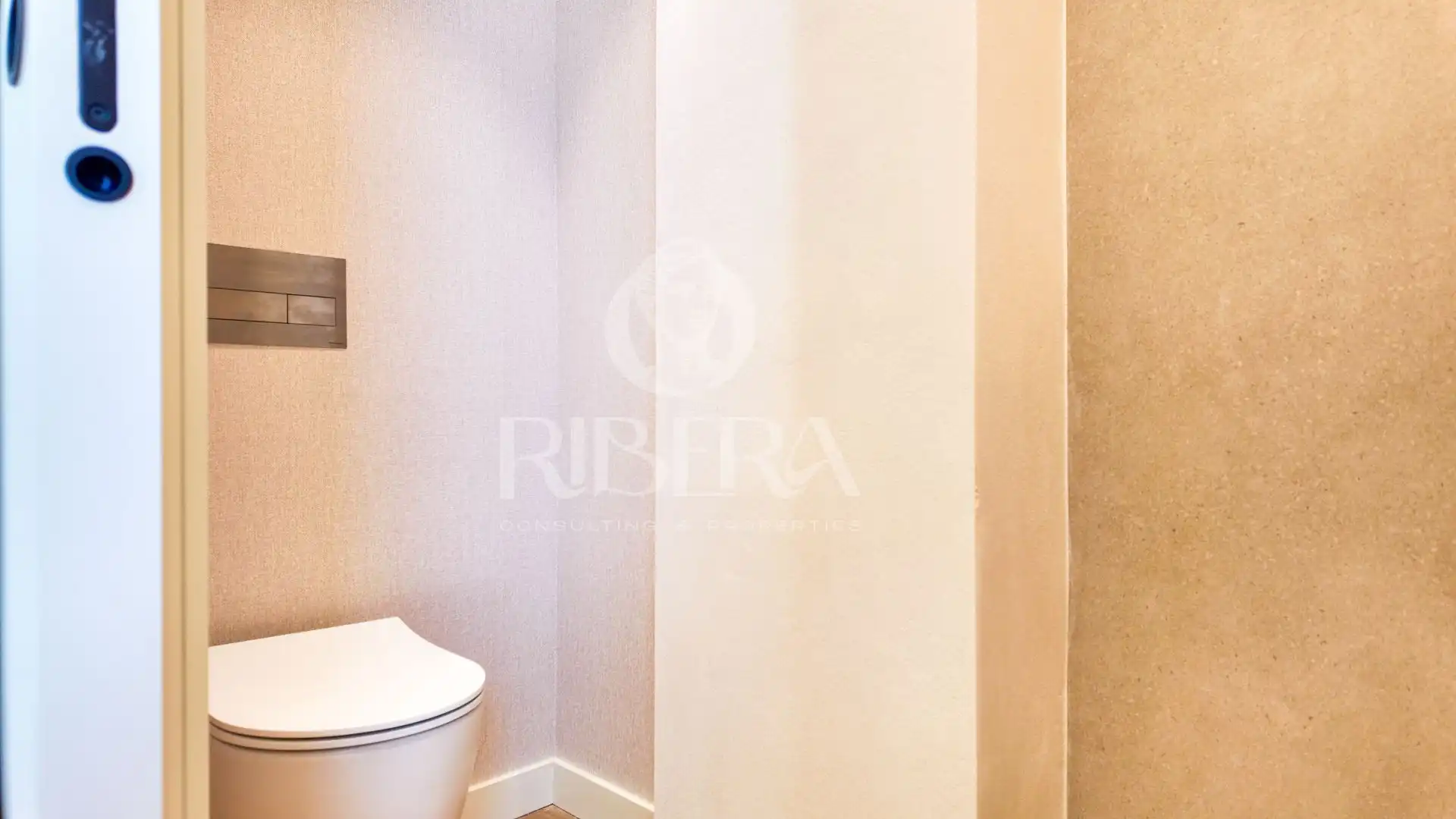 Baño de Casa o chalet en venta en L'Eliana con Aire acondicionado, Calefacción y Jardín privado