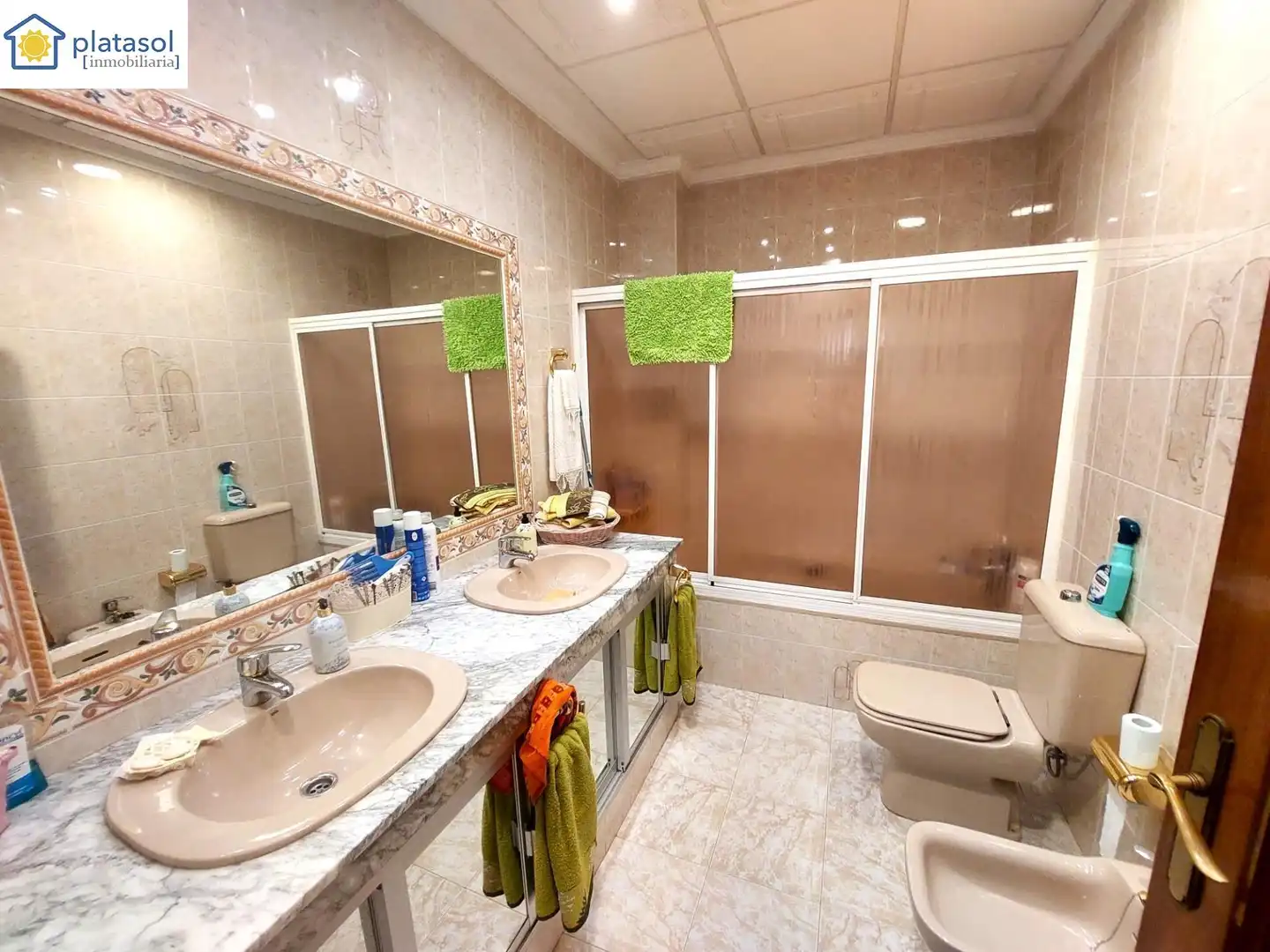 Baño de Casa o chalet en venta en Aznalcóllar con Aire acondicionado y Calefacción