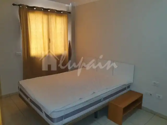 Dormitori de Apartament en venda en Arona amb Calefacció