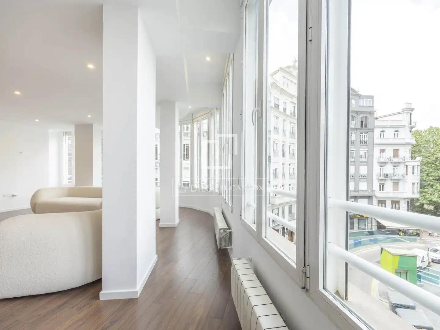 Exterior view of Flat for rent in Valencia  with Air Conditioner, Heating and Parquet flooring