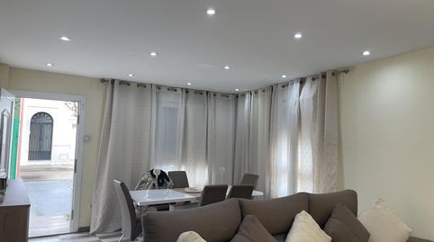 Foto 3 von Einfamilien-Reihenhaus zum Verkauf in Montijo, Badajoz