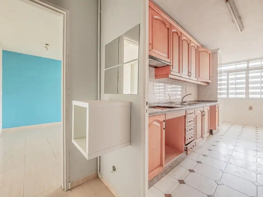 Kitchen of Flat for sale in Sevilla