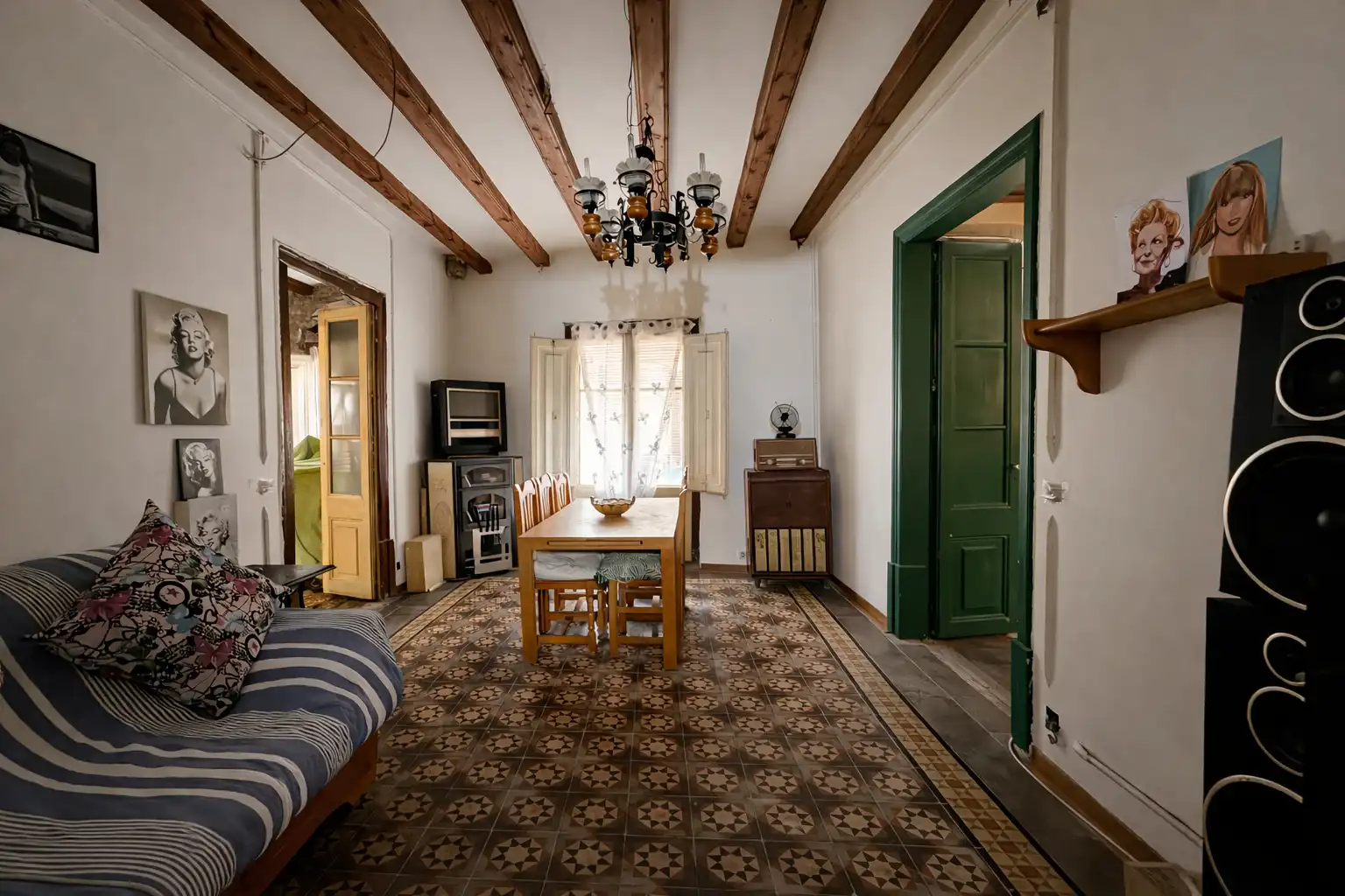 Sala d'estar de Pis en venda en Barcelona amb Balcó