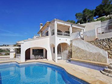 Villa con piscina in vendita a Centro ciudad