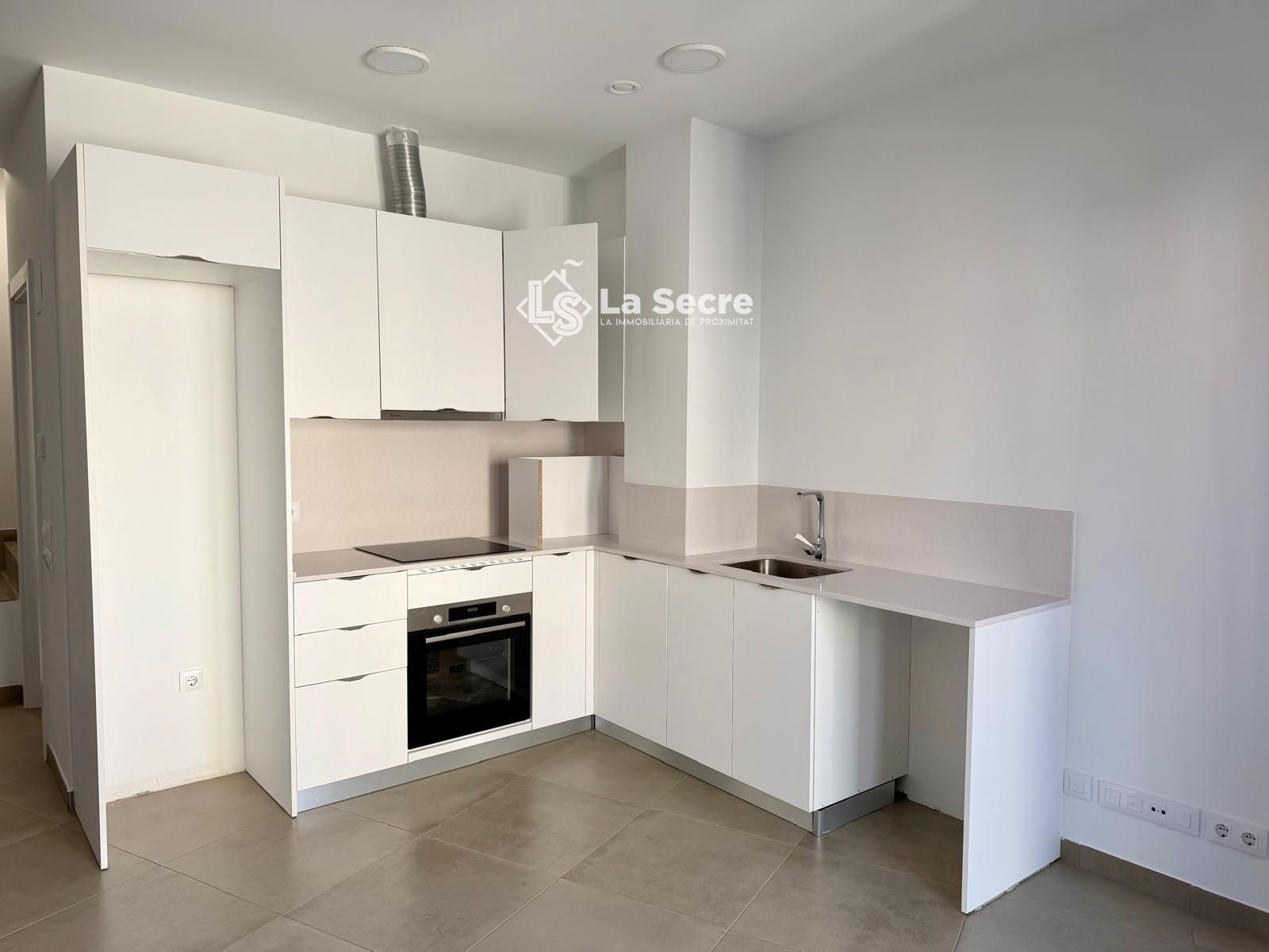 Kitchen of Duplex to rent in Martorell  with Air Conditioner and Terrace