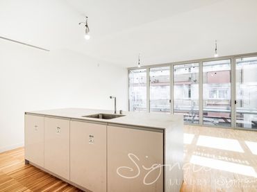 Wohnung mit Aufzug zum Verkauf in Calle Violant D'Hongria 69