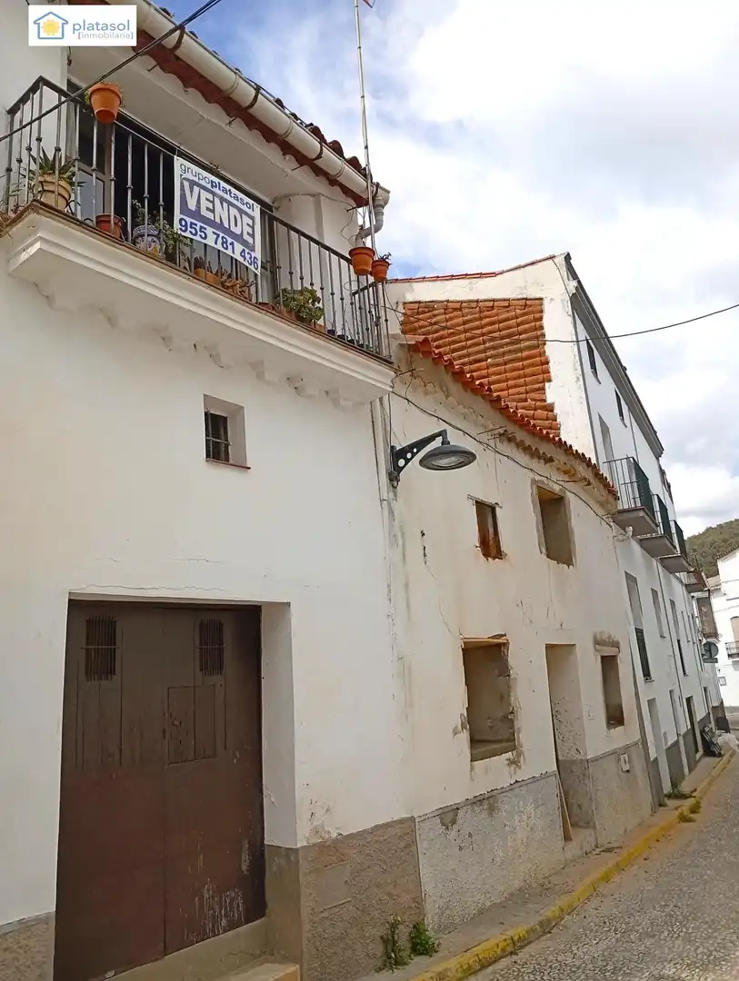 Vista exterior de Casa o chalet en venta en Galaroza con Aire acondicionado, Trastero y Amueblado