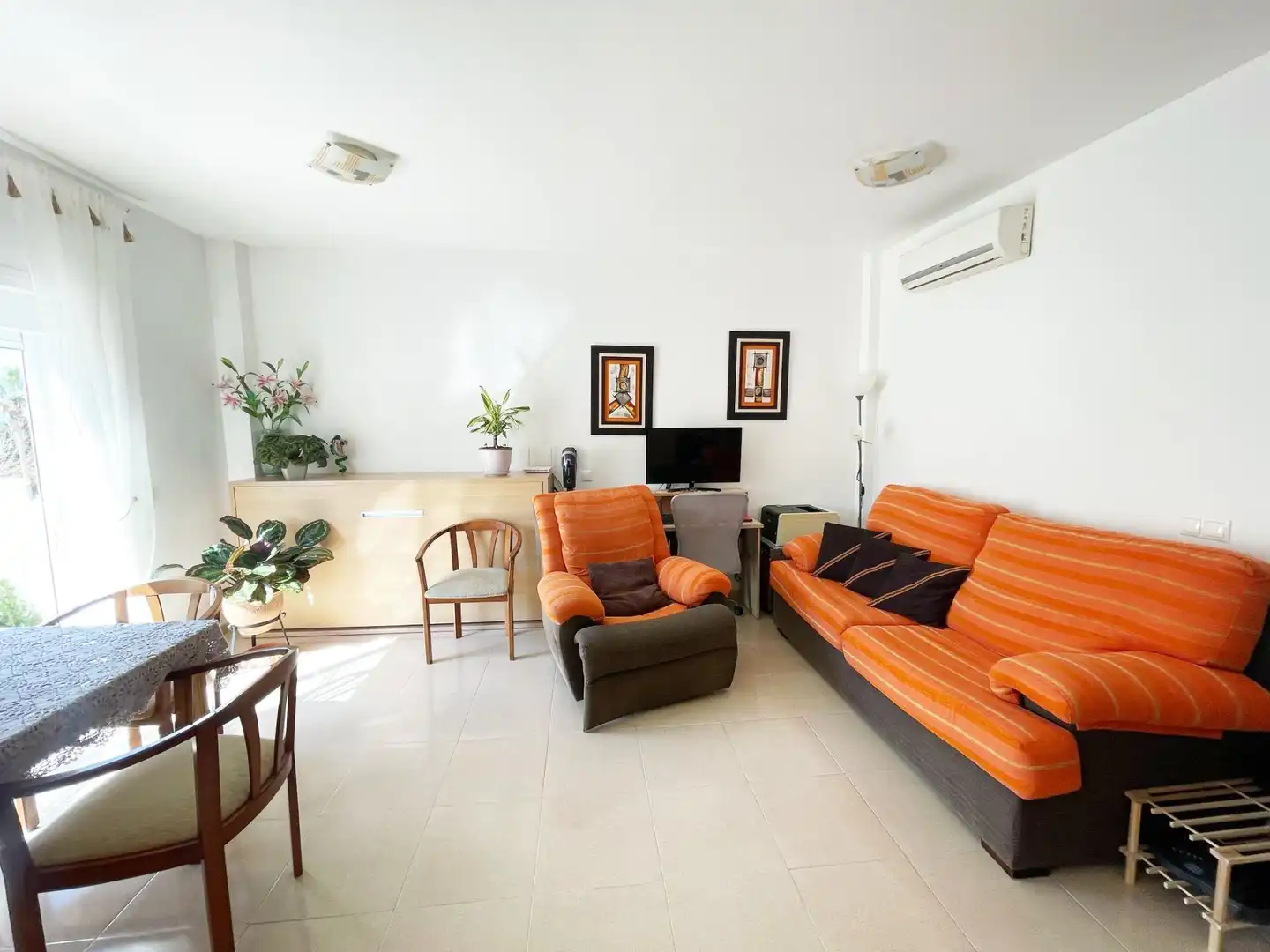 Sala d'estar de Apartament en venda en Torrox amb Aire condicionat, Calefacció i Balcó