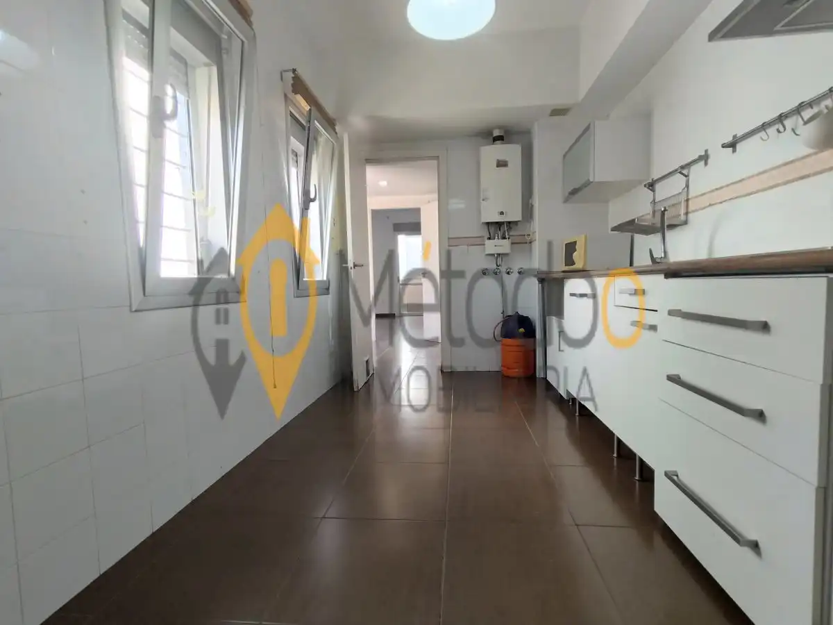 Cocina de Casa adosada en venta en La Rinconada con Aire acondicionado, Terraza y Trastero
