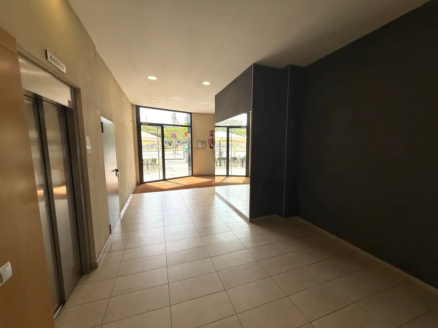 Flat for sale in L'Hospitalet de Llobregat  with Air Conditioner, Heating and Oven