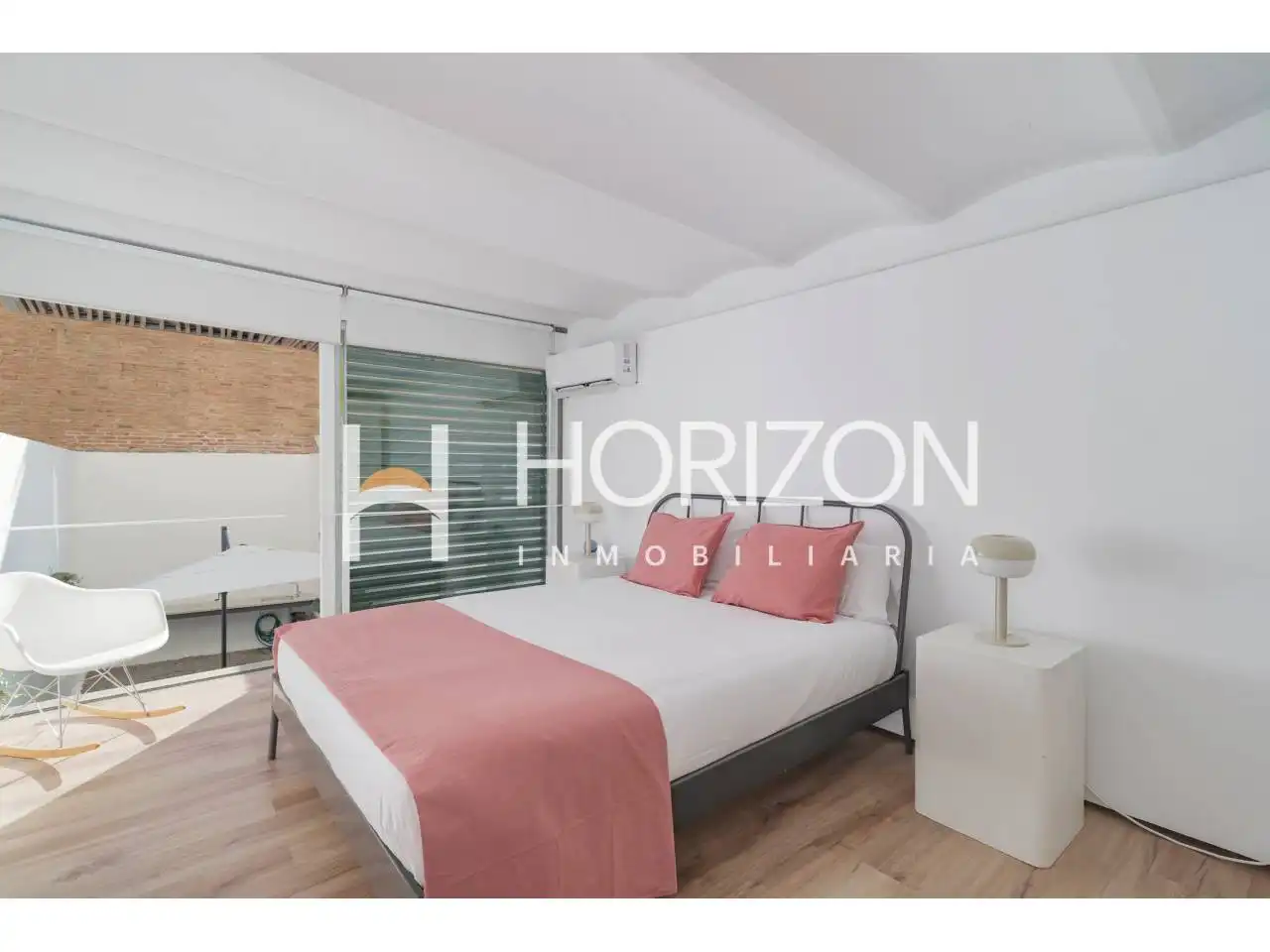 Habitación de Piso en venta en Barcelona con Aire acondicionado, Jardín privado y Terraza