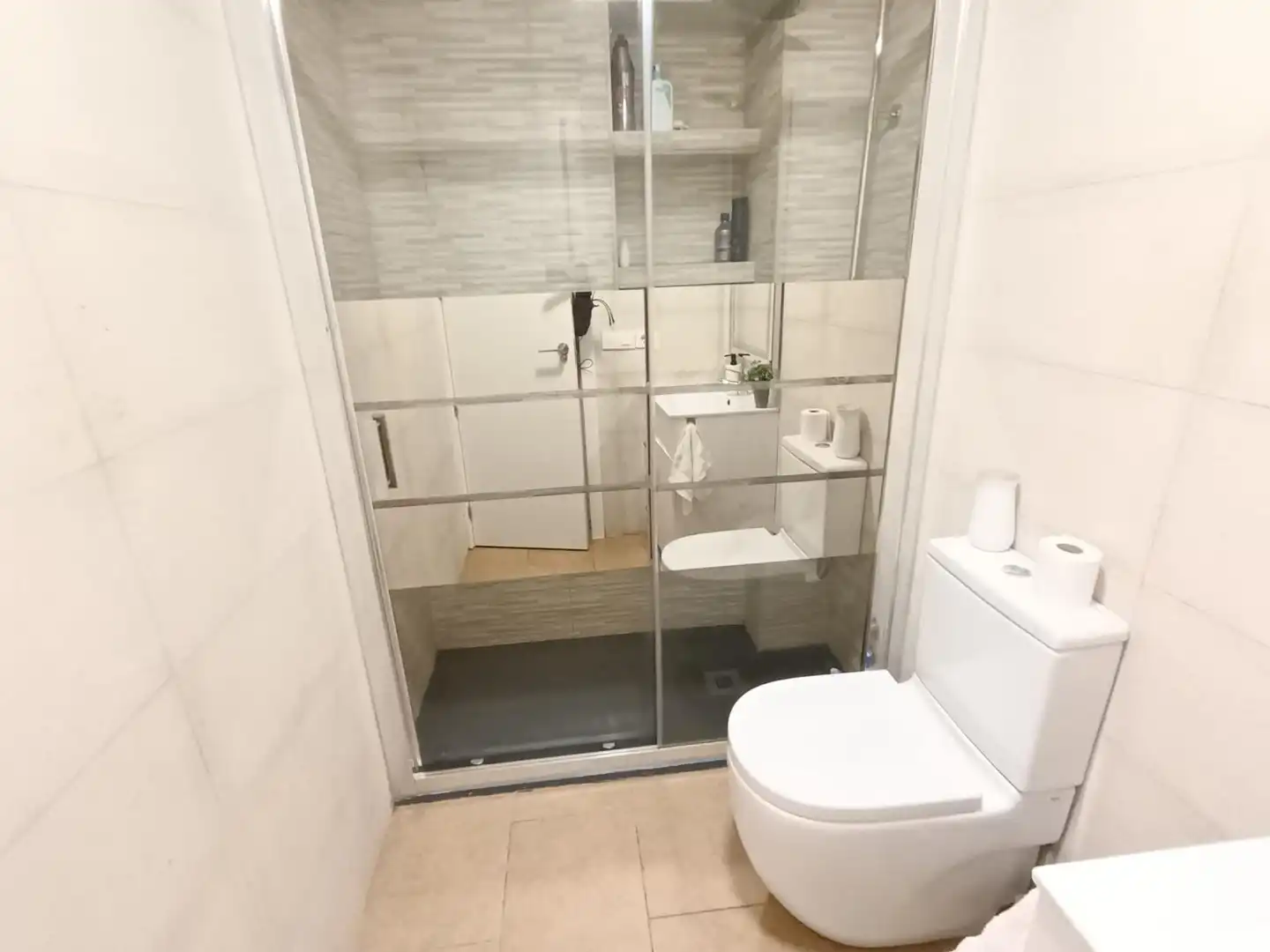 Baño de Apartamento en venta en Madrid con Calefacción
