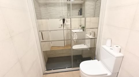 Foto 3 de Apartament en venda a 3 Calle de Tucán #planta Baja, Vista Alegre, Madrid Capital