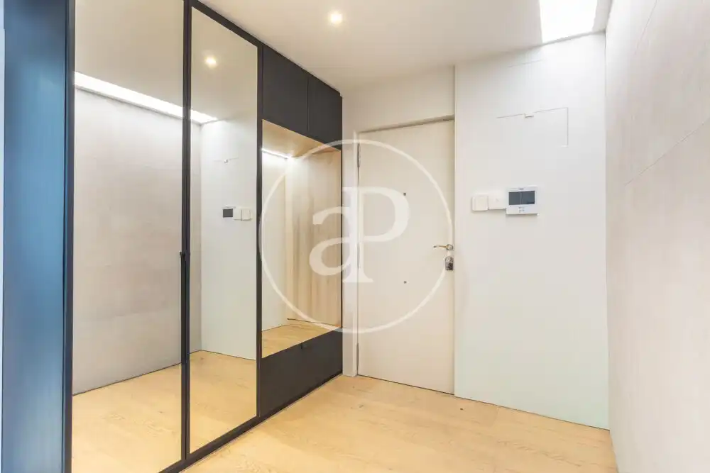 Flat for rent in Valencia  with Air Conditioner, Heating and Terrace