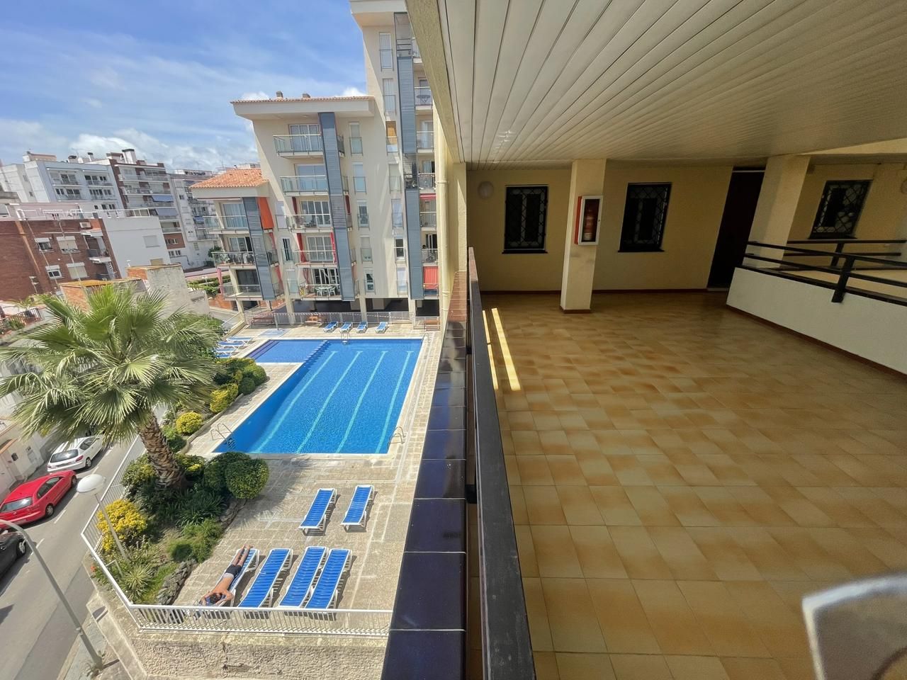 Piscina de Pis en venda en Sant Pol de Mar amb Aire condicionat, Calefacció i Terrassa