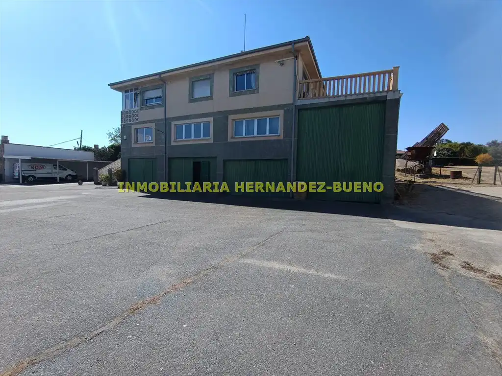 Außenansicht von Büro zur Miete in Salamanca mit Klimaanlage, Heizung und Möbliert