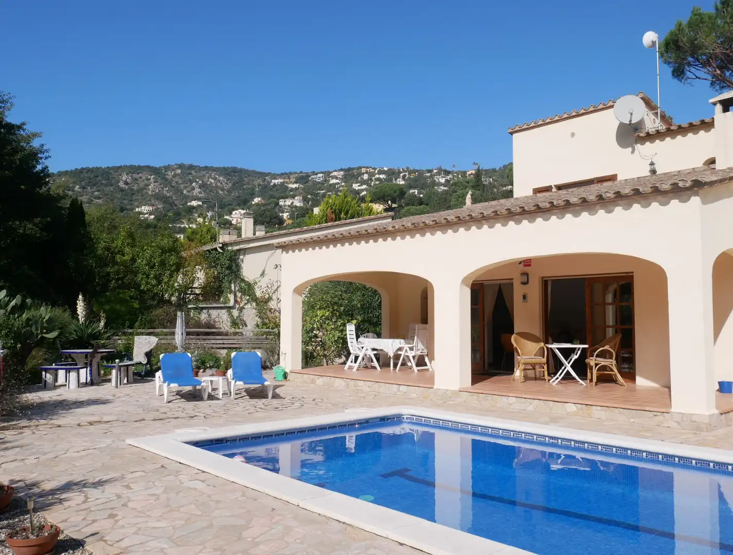 Vista exterior de Casa o chalet de alquiler en Calonge i Sant Antoni con Aire acondicionado, Calefacción y Jardín privado