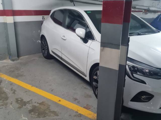 Garaje en Venta en Carrer de Milà i Fontanals, 27 en Can Mariner