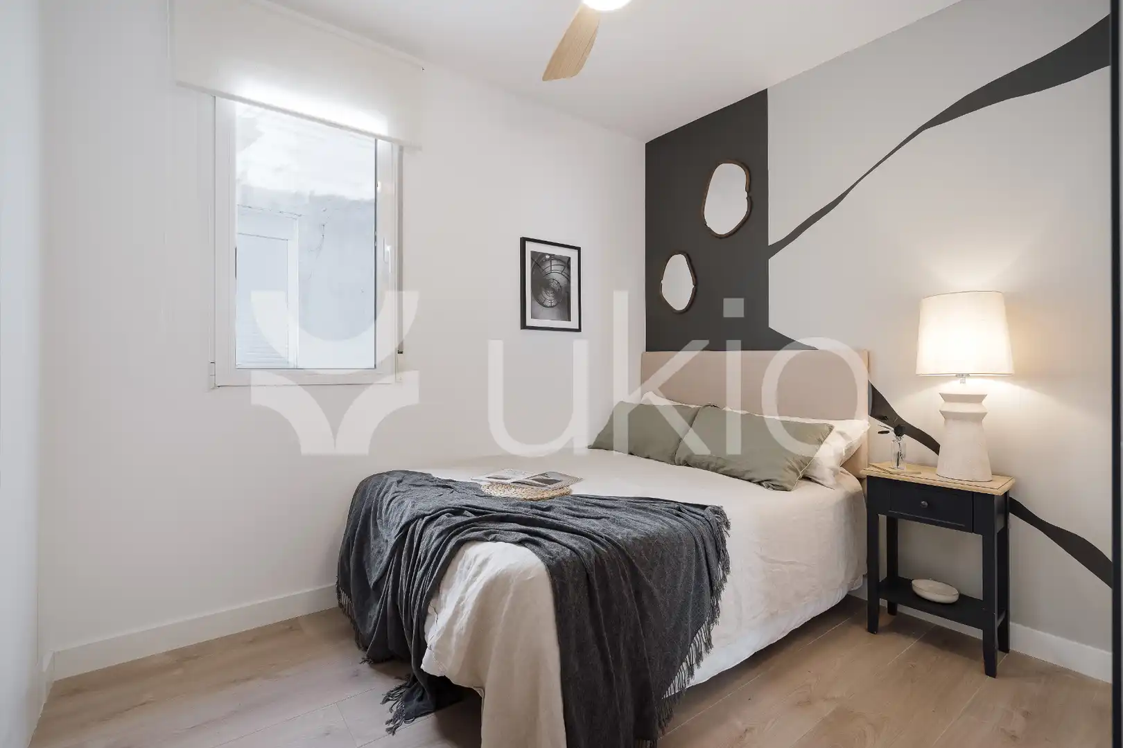 Habitación de Apartamento de alquiler en Madrid con Aire acondicionado, Calefacción y Amueblado