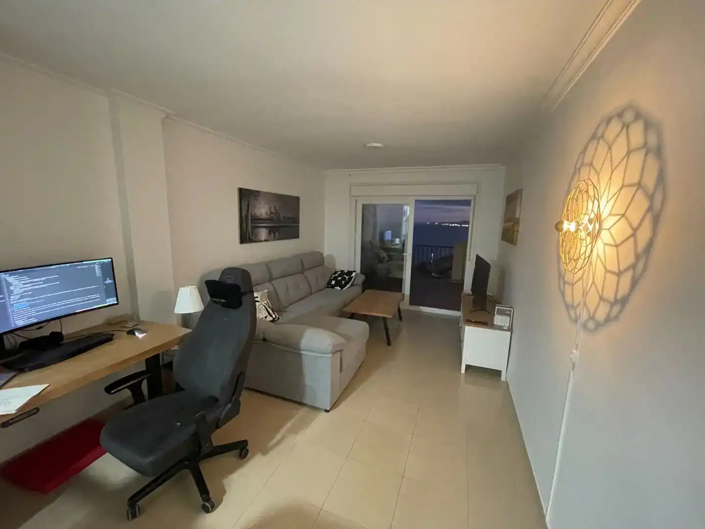 Sala de estar de Piso de alquiler en Benalmádena con Aire acondicionado, Piscina y Amueblado