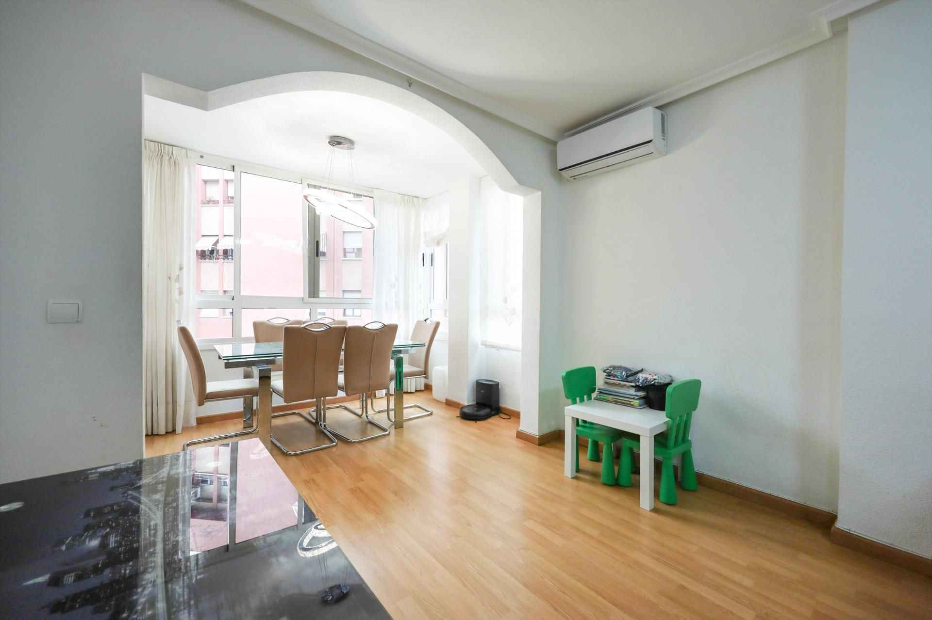 Sala de estar de Piso en venta en Alicante / Alacant con Aire acondicionado