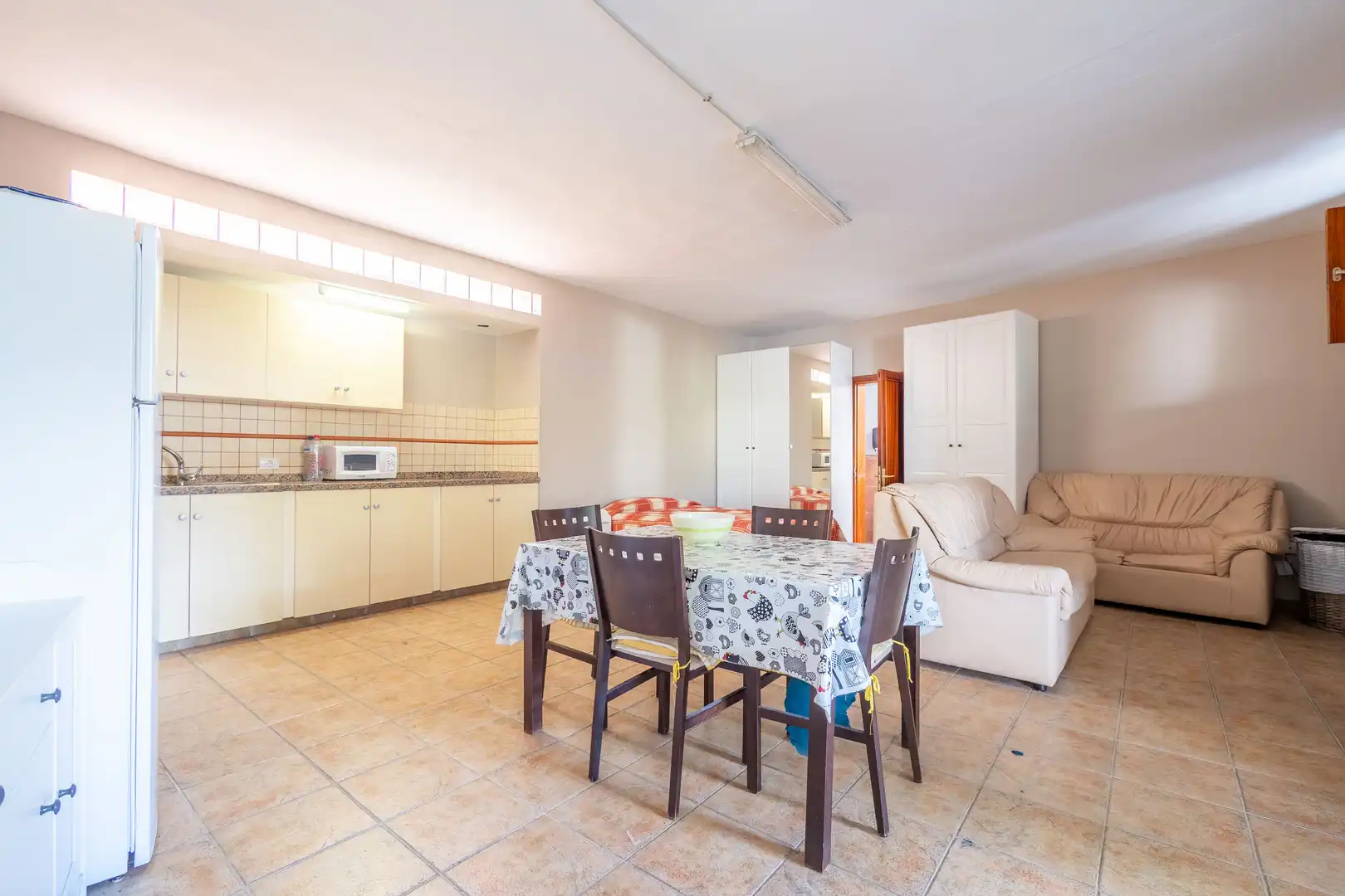 Cuina de Casa o xalet en venda en Moya (Las Palmas) amb Jardí privat, Terrassa i Traster
