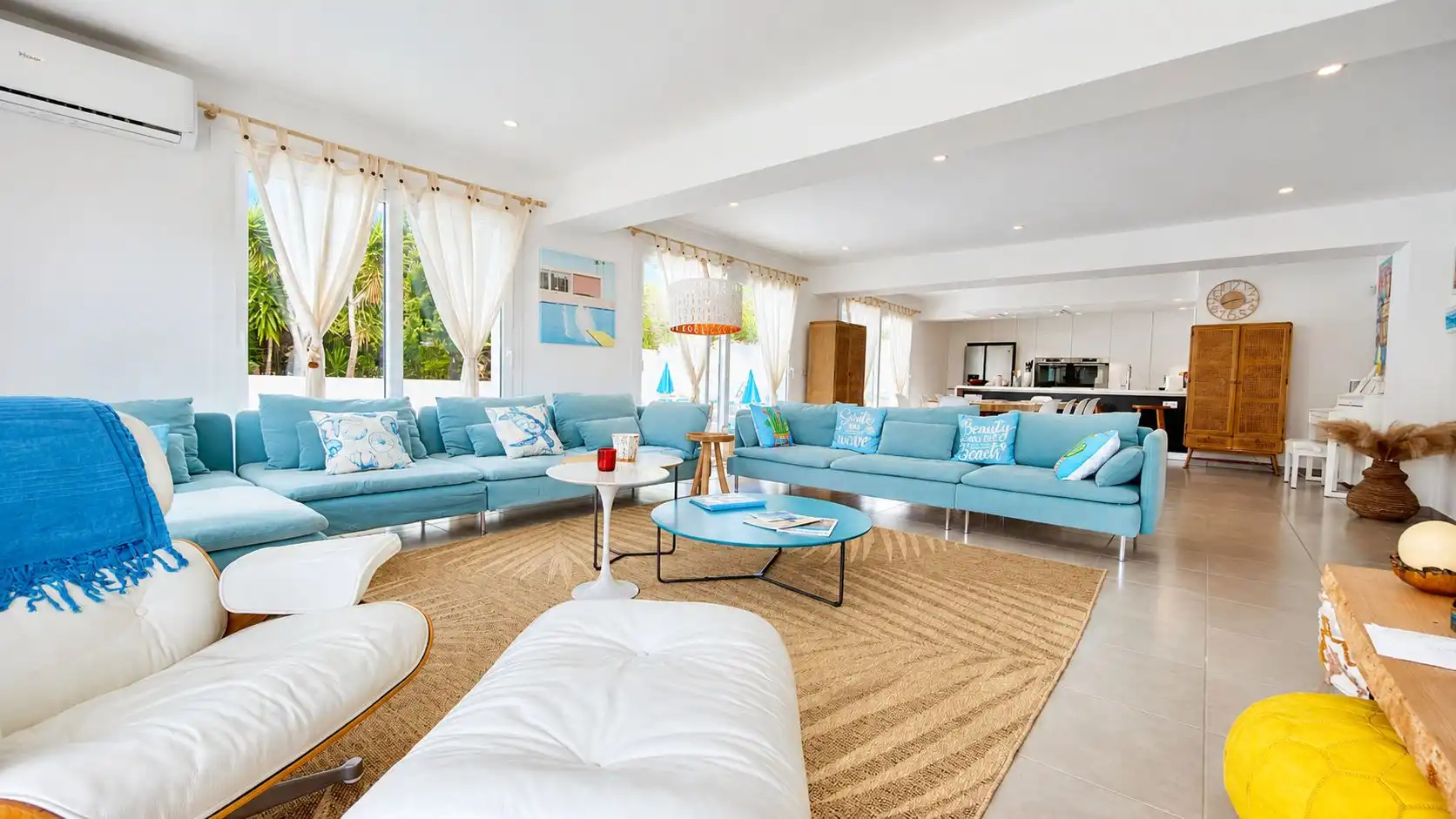 Chalet con piscina en venta en Portichol - Balcón al Mar