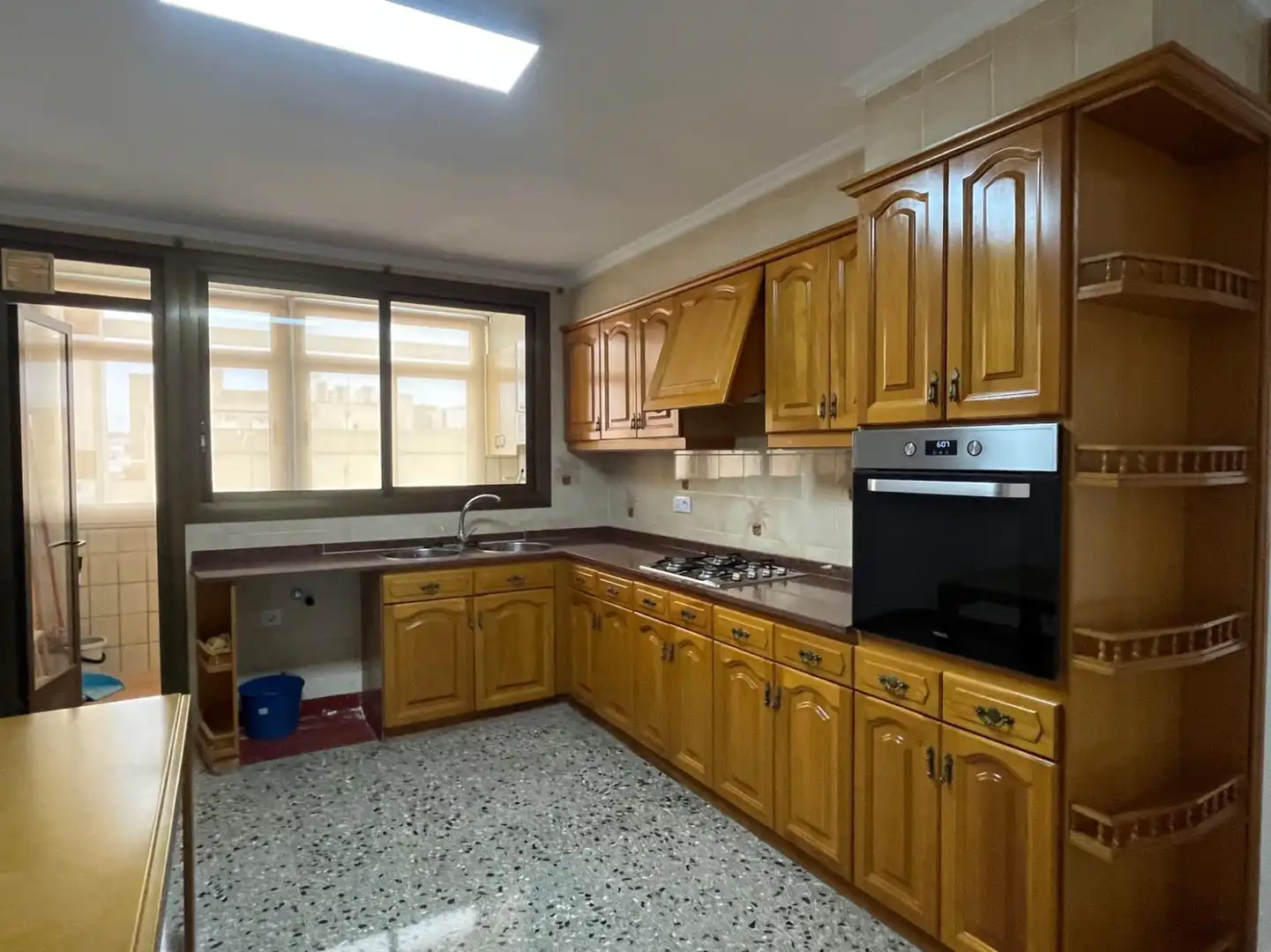 Küche von Wohnung zur Miete in Torrent mit Heizung und Balkon