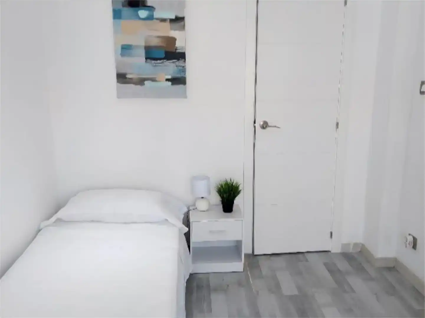Bedroom of Flat for share in Elda  with Air Conditioner, Parquet flooring and Furnished