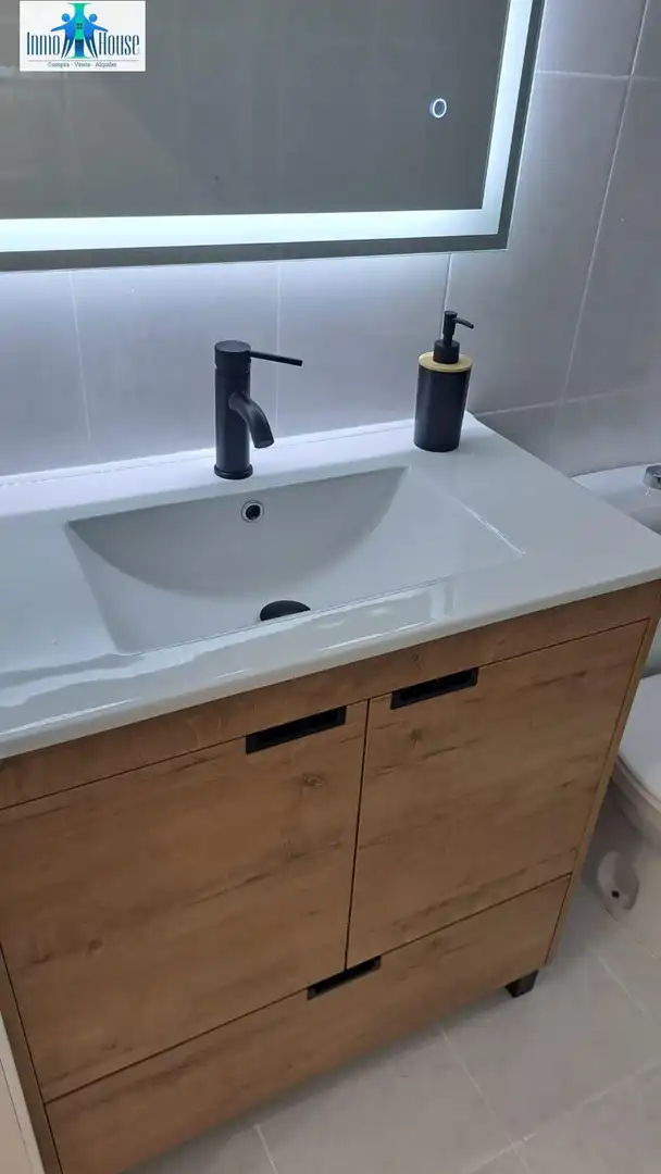 Bany de Pis en venda en Albacete amb Aire condicionat, Calefacció i Parquet