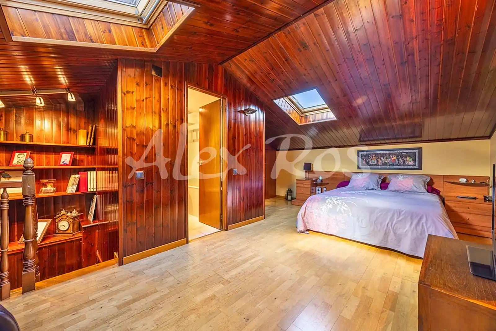 Bedroom of Attic for sale in Puigcerdà  with Heating and Terrace