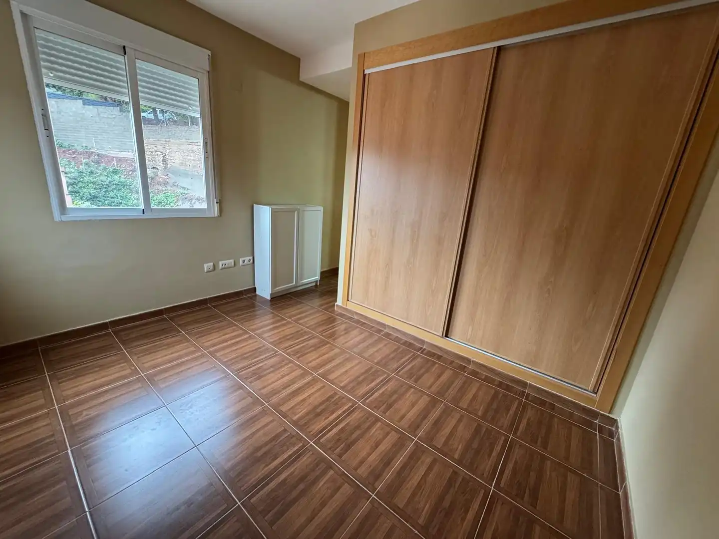 Habitación de Casa o chalet de alquiler en Serra con Calefacción, Jardín privado y Terraza