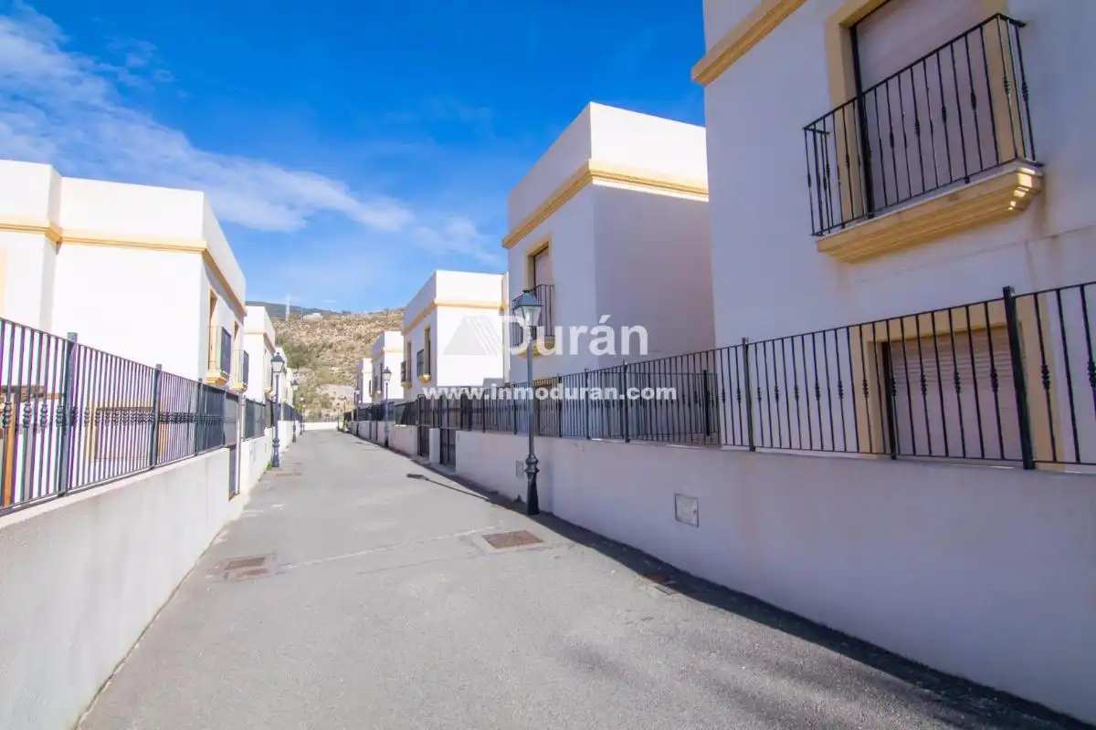 Dúplex en venda a Paterna del Río