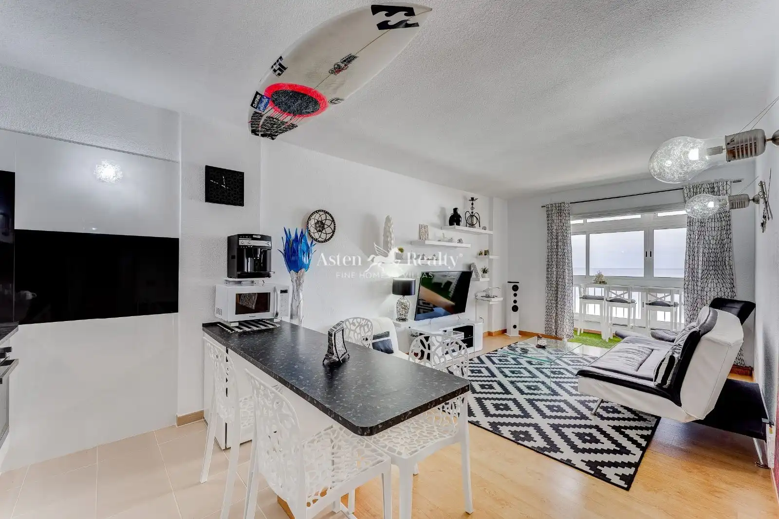 Bedroom of Apartments for sale in San Cristóbal de la Laguna  with Terrace, Swimming Pool and Furnished