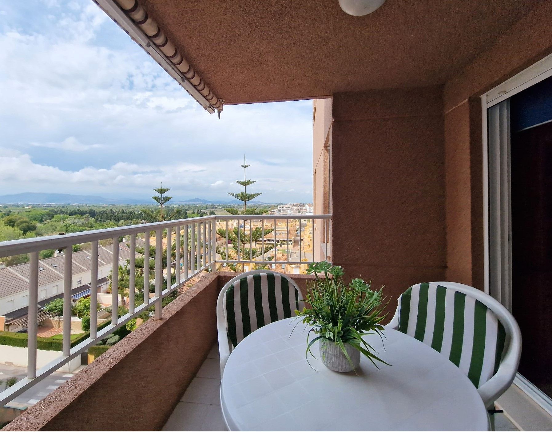 Terrassa de Apartament en venda en Canet d'En Berenguer amb Aire condicionat, Terrassa i Moblat