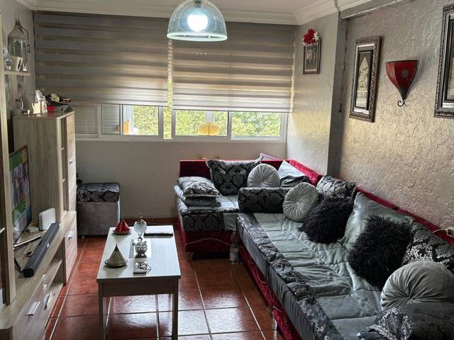 Piso en Venta en Calle Comandante Román en Girón - Las Delicias