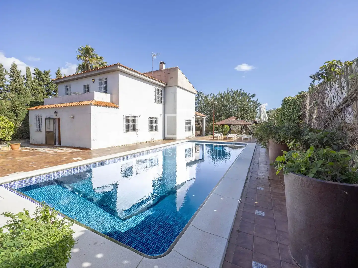 Piscina de Casa o chalet en venta en L'Eliana con Aire acondicionado, Calefacción y Jardín privado