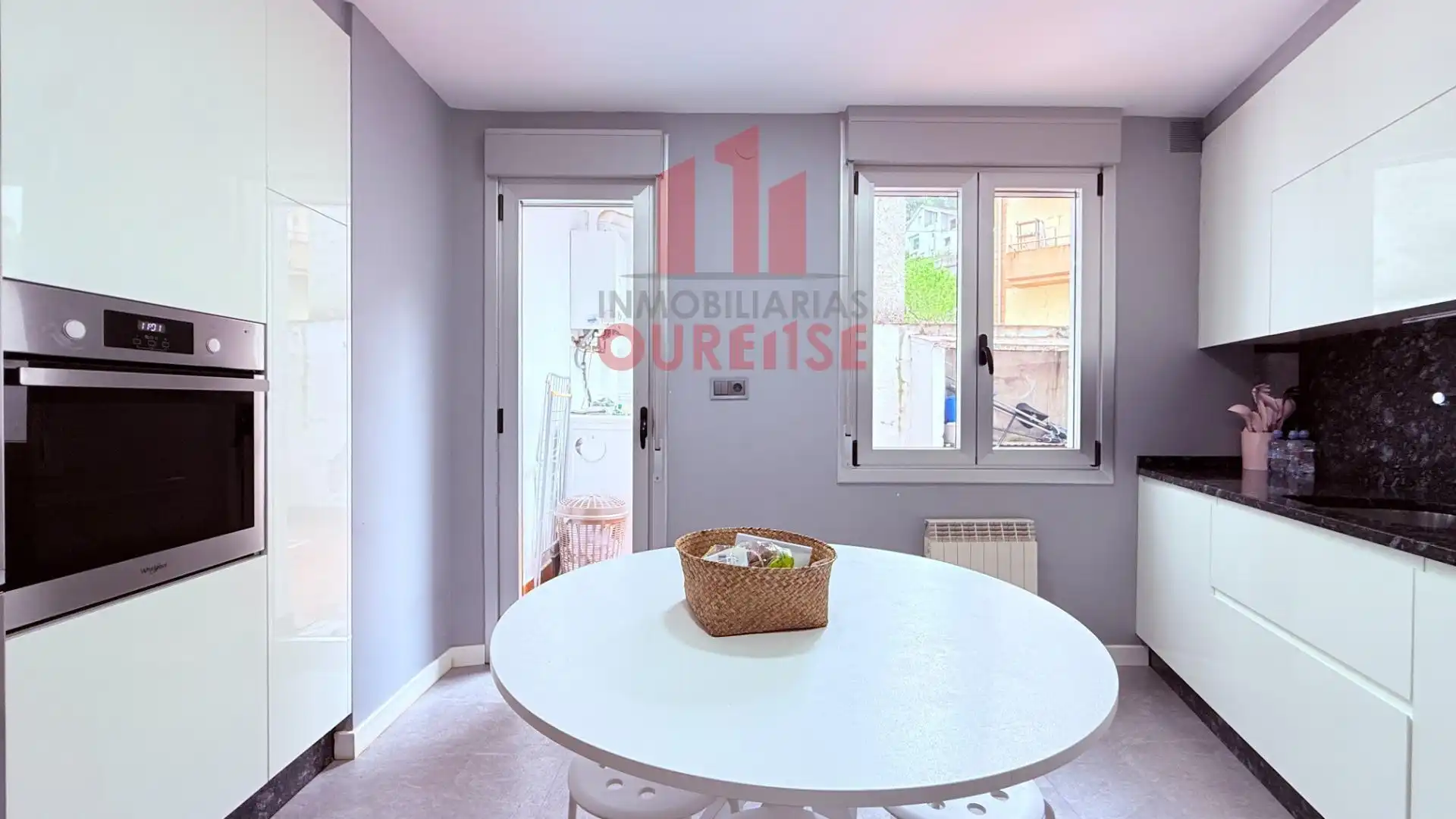 Exterior view of Flat for sale in Ourense Capital   with Heating, Storage room and Balcony