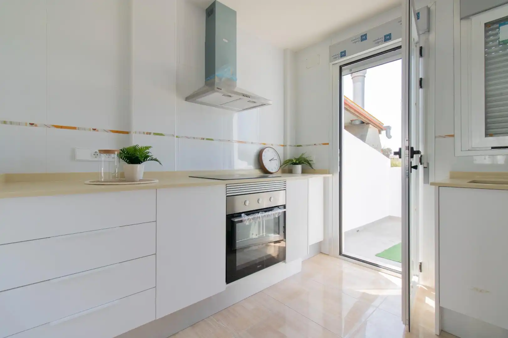 Cocina de Casa adosada en venta en Almazora / Almassora con Terraza y Piscina comunitaria