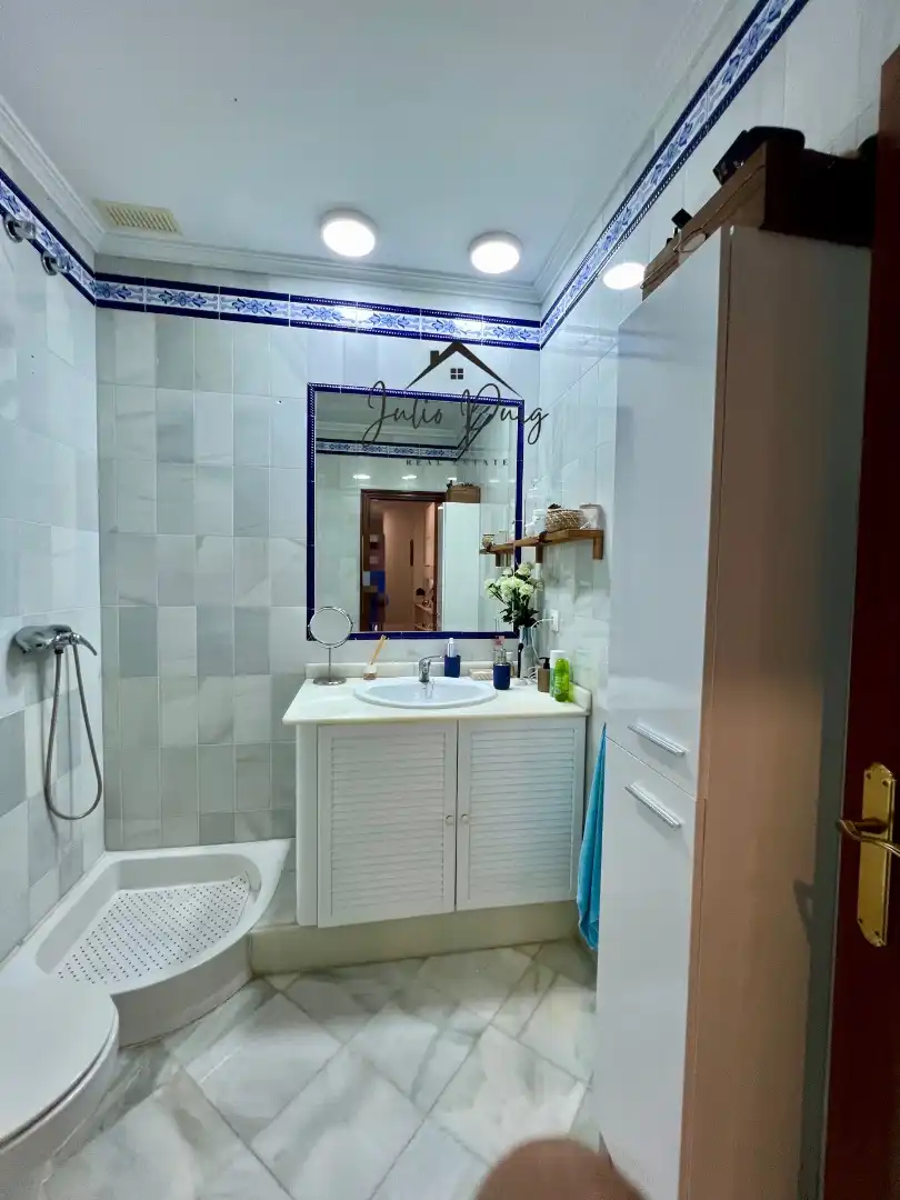 Baño de Casa o chalet en venta en La Puebla del Río con Aire acondicionado, Terraza y Balcón