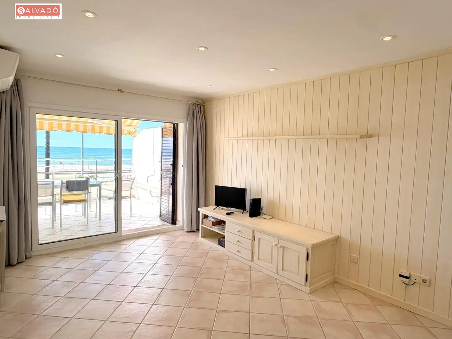 Sala d'estar de Pis en venda en Calafell amb Aire condicionat, Calefacció i Terrassa