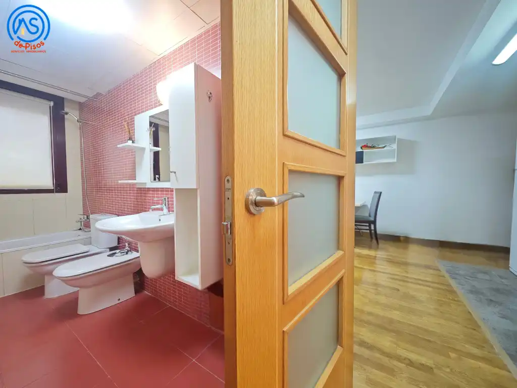 Apartamento de alquiler en Calle de Nuestra Señora de Bonaria, 13, Barrio del Ave