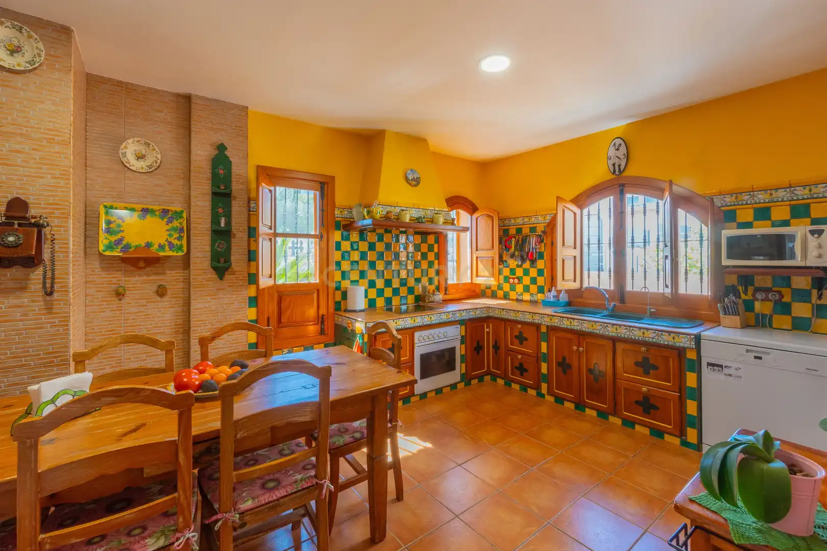 Cocina de Casa o chalet en venta en Torremolinos con Aire acondicionado, Jardín privado y Trastero